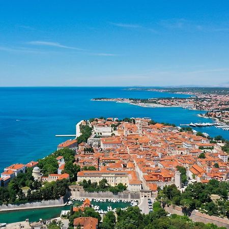 Caisa Classic Beachfront Apartment Zadar Exteriör bild