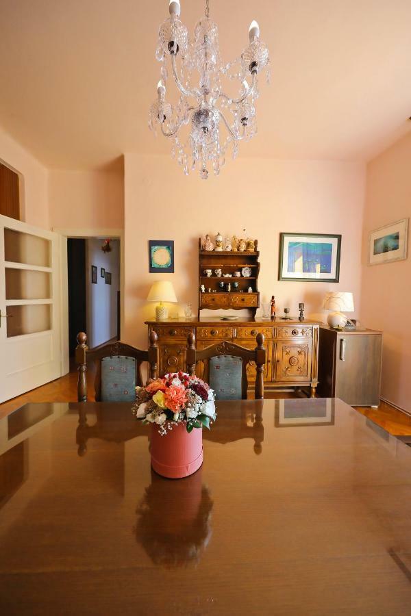 Caisa Classic Beachfront Apartment Zadar Exteriör bild